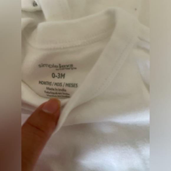 Carter's unisex-baby 4-pack Side Snap Bodysuit - Picture 2 of 2